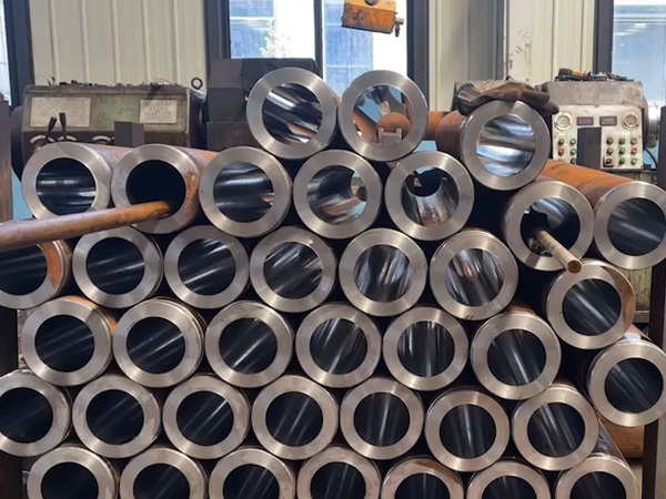 SAE1020 High Quality Cold Drawn Seamless Honing Pipe Supplier